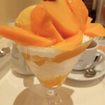 フォーシーズンズカフェ - 沖縄マンゴーのパフェ