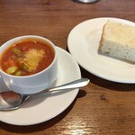久保田食堂 - スープとフォカッチャ
