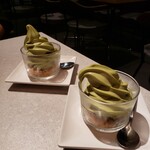 Iemon Kafe - 宇治抹茶ソフトクリーム。提供されたのゎコレだけ