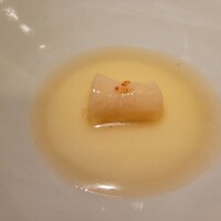 一平飯店 - キヌガサダケの茶わん蒸し？