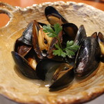 Mussels braised in white wine
