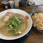 Dazaifu Hacchan Ramen Tenjin Ten - 