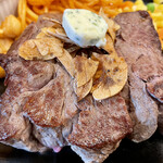 レストラン カタヤマ - 駄敏丁カットステーキ260g定食　噂通り絶品の駄敏丁カットステーキでした！ランプ肉だとは思えないほどの歯通りの良さ！肉の旨味！ヒレじゃないの？と疑うばかり。付け合わせやライス、味噌汁に至るまで全てが大満足！