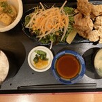 遊食家あんばい - 鶏唐揚げ定食700円税込