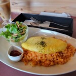Garage Cafe and Bar monocoque - オムライスとアイスコーヒーを注文 1520円