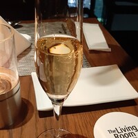 The Living Room with SKY BAR - 