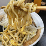 自家製太麺 ドカ盛 マッチョ - 麺リフト