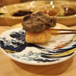 串揚げ かたやま - ズワイガニの蟹味噌のせ