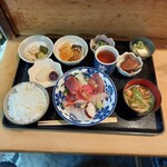 Kanda Shido - 刺身定食