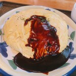 ペリカンレスト - うーむデカい、ご飯は2合以上あるかと！