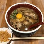 麺王 - 「チャーシュー麺」 ＆ 「生卵」