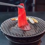炭火和牛一頭焼肉 錦  - メイン写真: