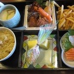 伊豫水軍 - 子供の竜宮弁当１０５０円（ポテト大盛り）特別注文