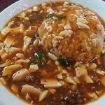 中華園 - 麻婆チャーハン850円(税別)