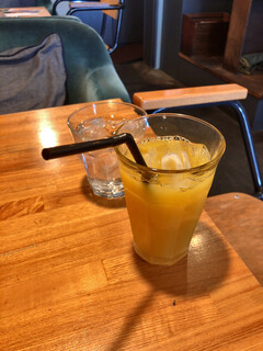ouchi - セットドリンクはオレンジジュース