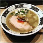 すごい煮干ラーメン 野毛 すし 釣りきん - 