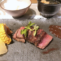 神戸牛 八坐和 阪急三宮店 - 