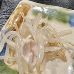 Sushi Izakaya Yorozuya - モヤシ