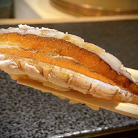 名古屋 栄 鮨 栄華 - 子持ち車庫海老、この見せ方、感動しました