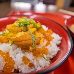 陸奥湊駅前休憩所 - 