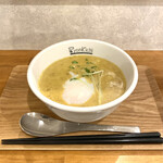 CurryUdon PyonKichi - ・カレーうどん S 750円/税込
                        ・温たま 100円/税込