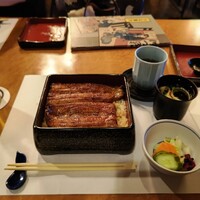 鰻割烹 伊豆栄 本店 - 