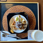 珈琲蔵人珈蔵 - ワッフル