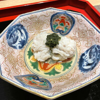 御料理 無窮 - ⑥季節の炊き合わせ
                      　・淡路島の鱧、大葉のソース