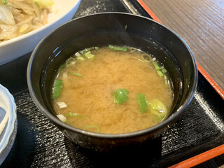 Tagosaku - 味噌汁の具材は玉ねぎ。