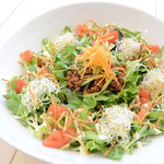 マメ カフェ - mamecafé名物！サラダご飯