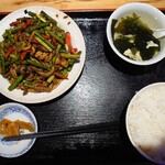 淘湘記 - 牛ハチノスとニンニクの芽辛味炒め（880円）