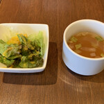 Chi Chuu Kai Kicchin Rei - 本日のランチのスープとサラダ