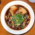 わんわん亭 - 高井田ブラックラーメン　730円