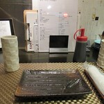 串揚げ 磨呂 - テーブルセッティング