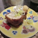 串揚げ 磨呂 - 厚揚げの豚バラ巻き