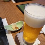 浅香荘 - 生ビールとチーズ盛り(モッツァレラ、カマンベール、味噌漬け）前回も頂いたが、やっぱり美味しい！濃厚～チーズ。