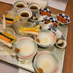 浅香荘 - スティック野菜、イカ人参、もずく酢→お代わり可能。