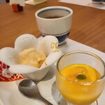 浅香荘 - デザート→桃アイス、マンゴープリン。福島といったら桃～！季節感と郷土感あふれる御食事でした。