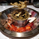火鳳祥鮮貨火鍋 - トマトとマーラー二色鍋（微辛）2400円
