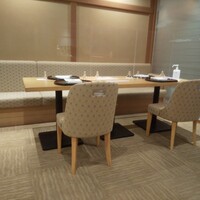 日本料理 瀬戸内 - テーブル