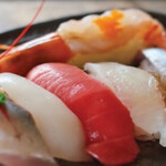 Kaisen To Sushi To Yakitori Koshitsu Izakaya Kuukai - 握り寿司