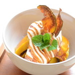 マメ カフェ - 葛と豆乳でつくった本日のプリン