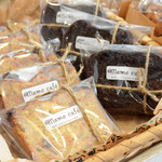 マメ カフェ - 乳卵不使用のパウンドケーキ