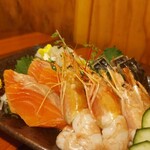 和牛と旬野菜 おすすめ家 新宿東口店 - 