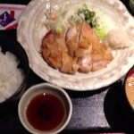 福の花 - ひな鶏の天然塩焼800円