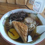赤ちょうちんとと（魚魚） - しょうゆラーメン