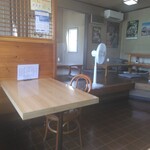お食事処のんのん - 店内