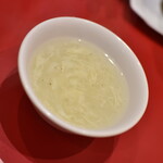 肉あんかけチャーハン 炒王 - チャーハン付属のスープ２０２２年８月
