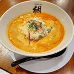 担担麺 胡 - 【人気No1!!チーズ坦々麺　930円】