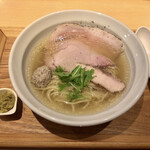 ラーメン 普通 - 貝出汁塩ラーメン